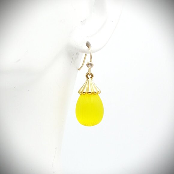 PATRICIA NASH Gold Plated Yellow Resin Dangle Earrings - Picture 2 of 6
